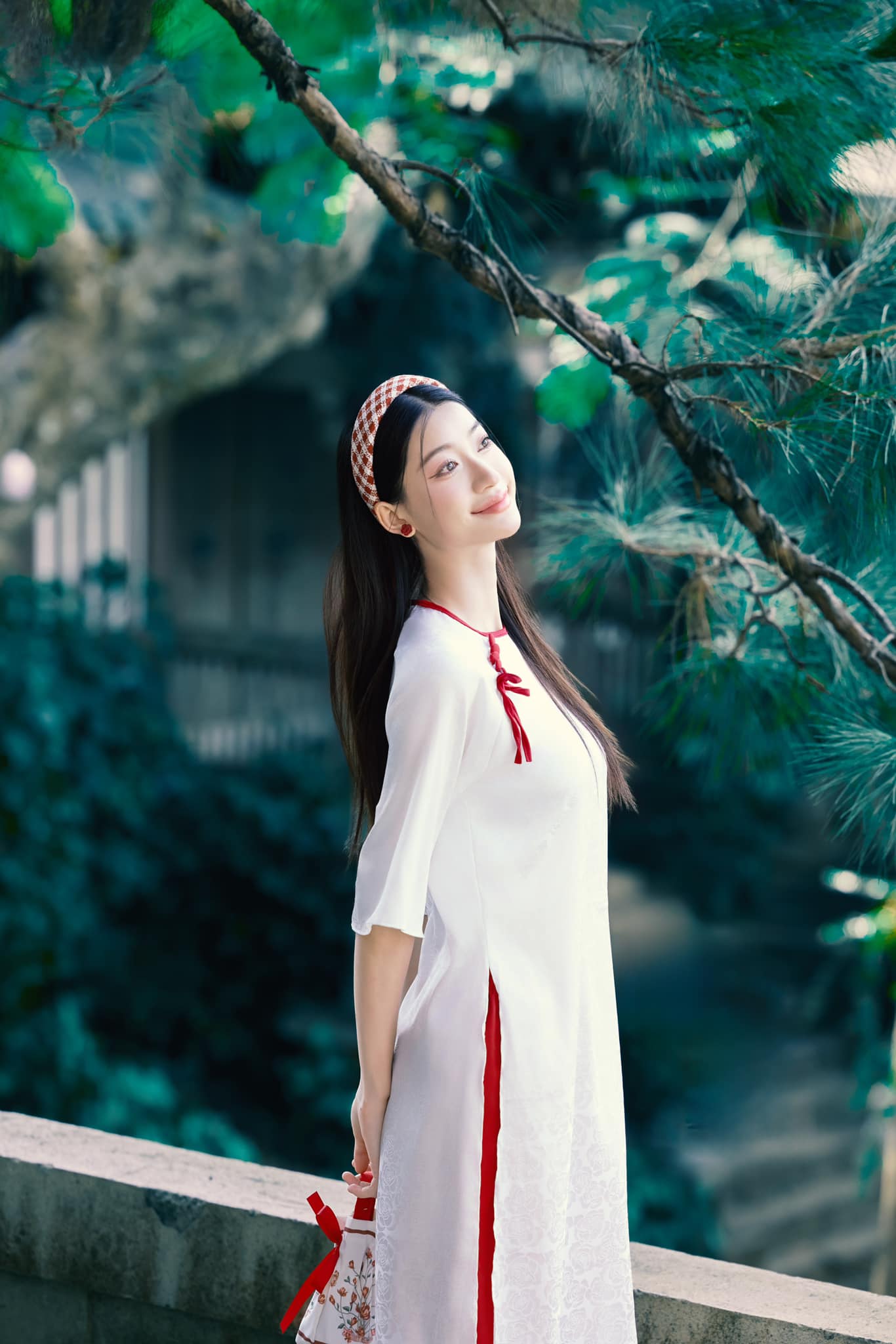 Người đẹp gen Z quê Gia Lai - ứng viên sáng giá Hoa hậu Hoàn vũ Việt Nam- Ảnh 8. Người đẹp gen Z quê Gia Lai - ứng viên sáng giá Hoa hậu Hoàn vũ Việt Nam- Ảnh 8.