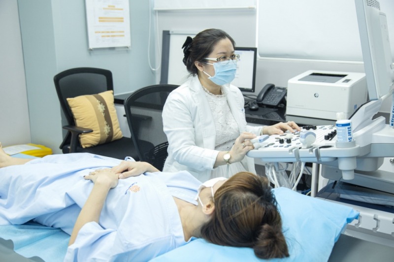 Vẫn xảy ra vi phạm ở phòng khám tư, cơ sở thẩm mỹ, Bộ trưởng Bộ Y tế yêu cầu tăng giám sát, xử lý nghiêm- Ảnh 2.