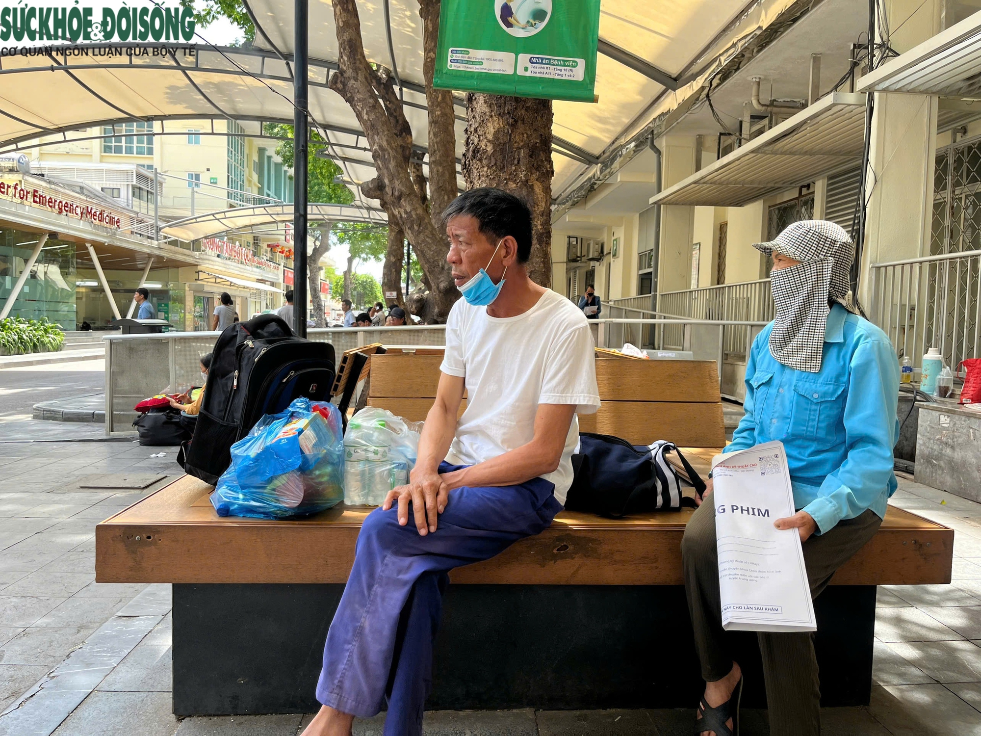 Bệnh viện chống nóng cho người nhà bệnh nhân- Ảnh 10.