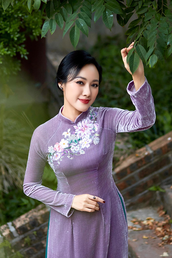 BTV Đài truyền hình Việt Nam khoe ảnh ở tuổi 45, khán giả bất ngờ vì quá trẻ đẹp- Ảnh 8. BTV Đài truyền hình Việt Nam khoe ảnh ở tuổi 45, khán giả bất ngờ vì quá trẻ đẹp- Ảnh 8.