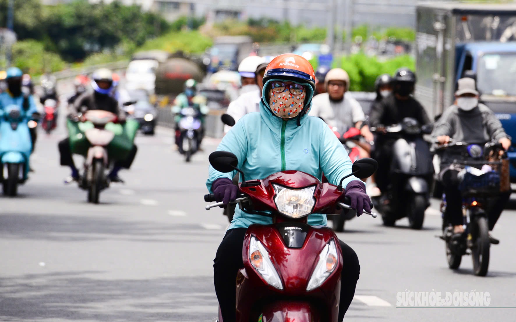 Vì sao Hà Nội thành &quot;chảo lửa&quot; trong đợt nắng nóng ngắn ngày?