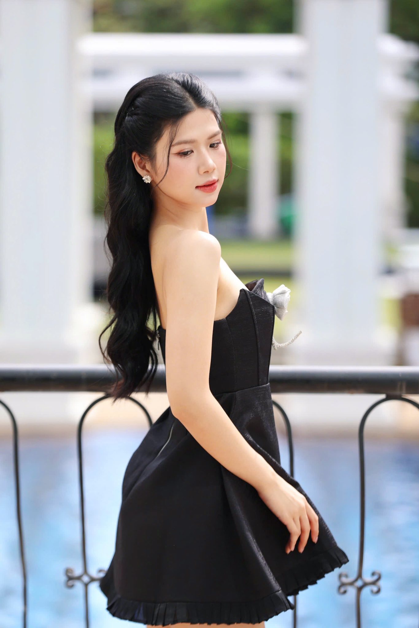 Nữ sinh quê Đà Nẵng đặt tham vọng tại chung kết Hoa hậu Việt Nam- Ảnh 10. Nữ sinh quê Đà Nẵng đặt tham vọng tại chung kết Hoa hậu Việt Nam- Ảnh 10.