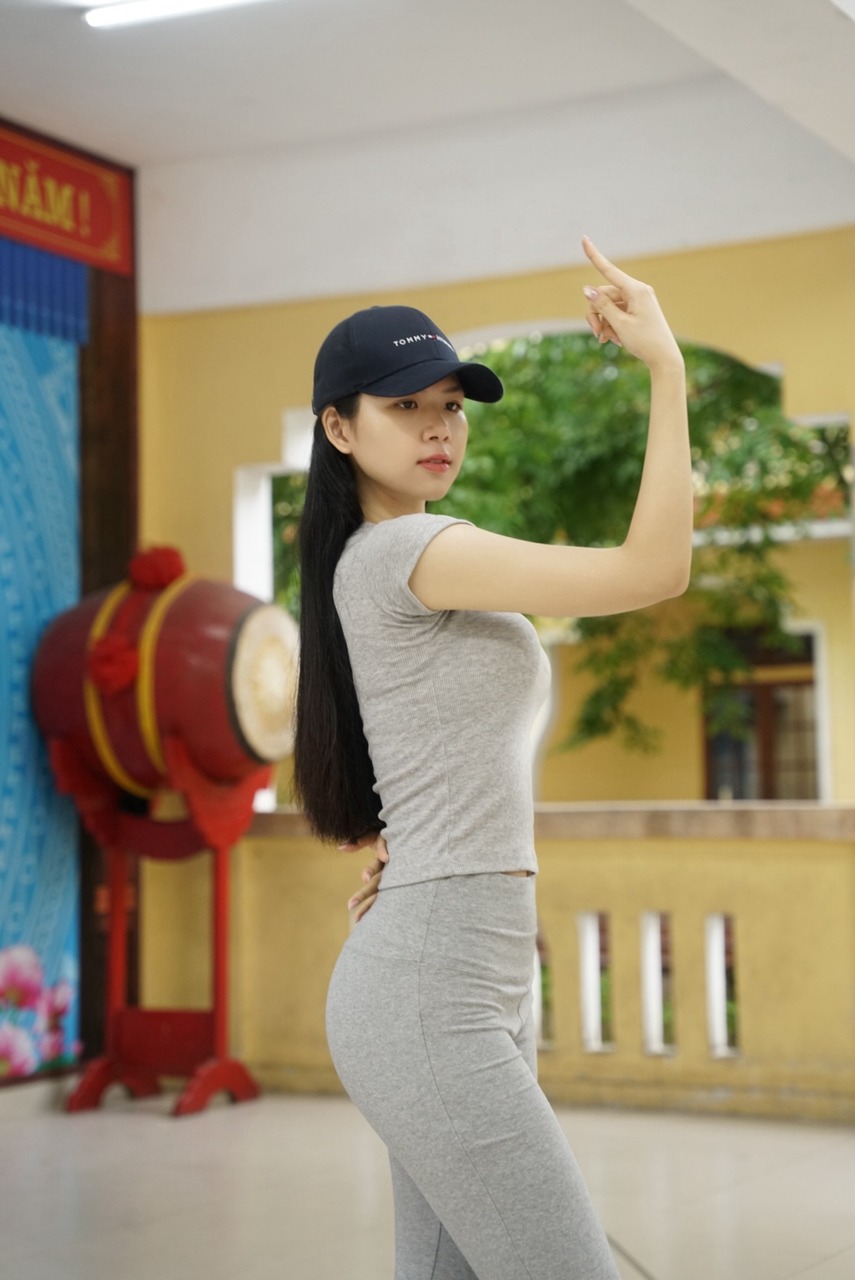 Nữ sinh quê Đà Nẵng đặt tham vọng tại chung kết Hoa hậu Việt Nam- Ảnh 13. Nữ sinh quê Đà Nẵng đặt tham vọng tại chung kết Hoa hậu Việt Nam- Ảnh 13.