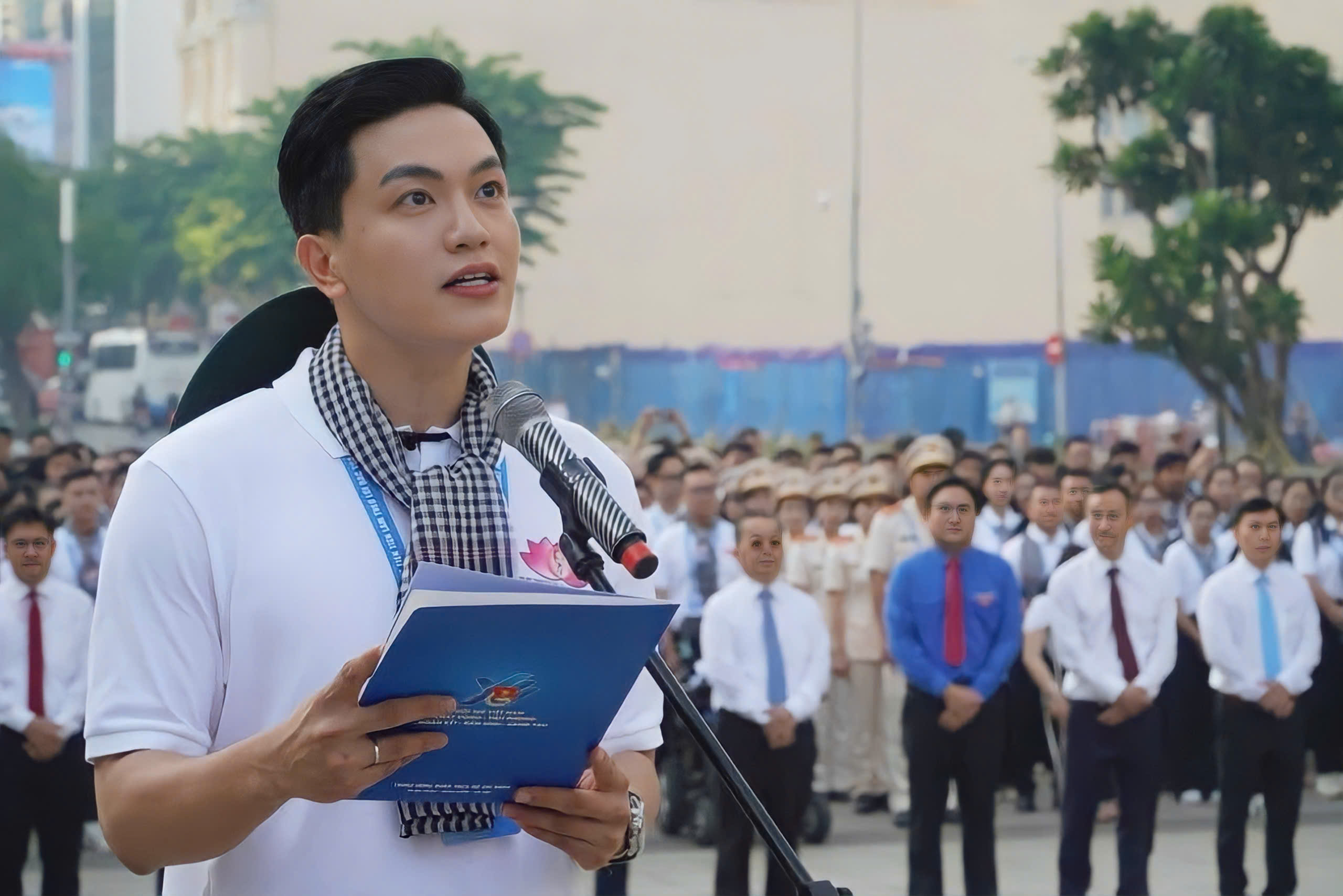 Bác sĩ ‘hot boy’ với ‘nghề tay trái’ cực đỉnh- Ảnh 2. Bác sĩ ‘hot boy’ với ‘nghề tay trái’ cực đỉnh- Ảnh 2.
