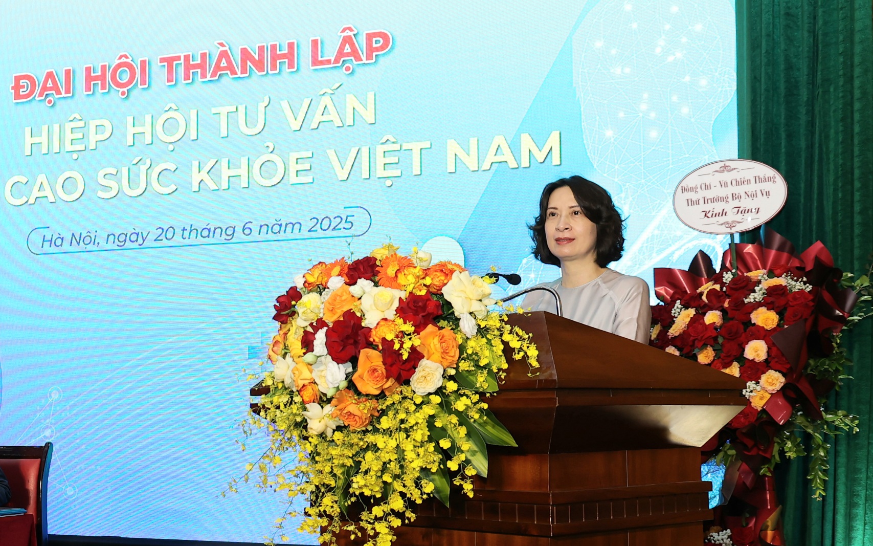 Phát huy vai trò tiên phong của tổ chức xã hội nghề nghiệp trong tư vấn, chủ động phòng, chống dịch bệnh