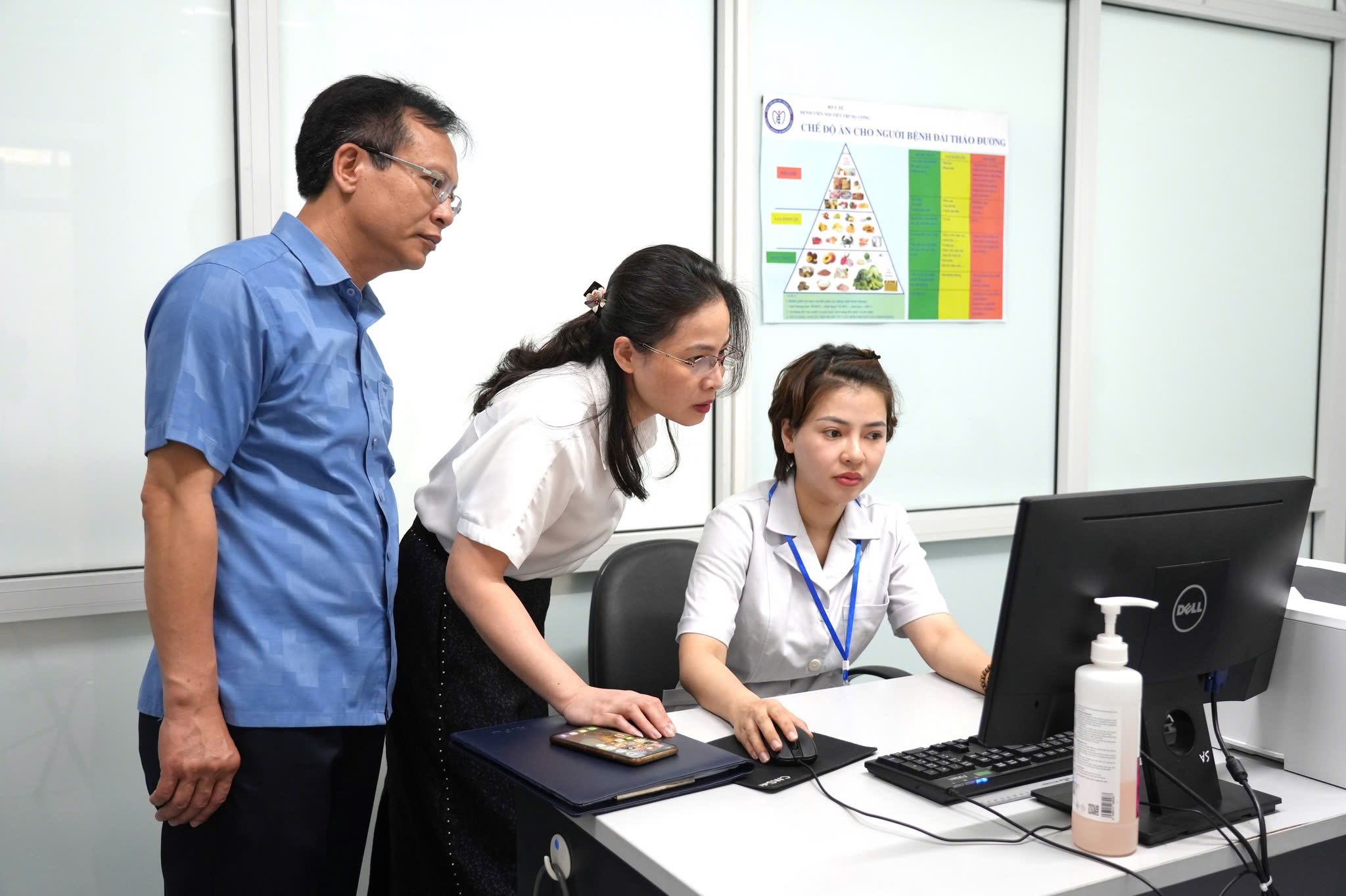 Sau sắp xếp, tỉnh Quảng Ninh có 5 Trạm Y tế dừng hoạt động- Ảnh 3. Sau sắp xếp, tỉnh Quảng Ninh có 5 Trạm Y tế dừng hoạt động- Ảnh 3.