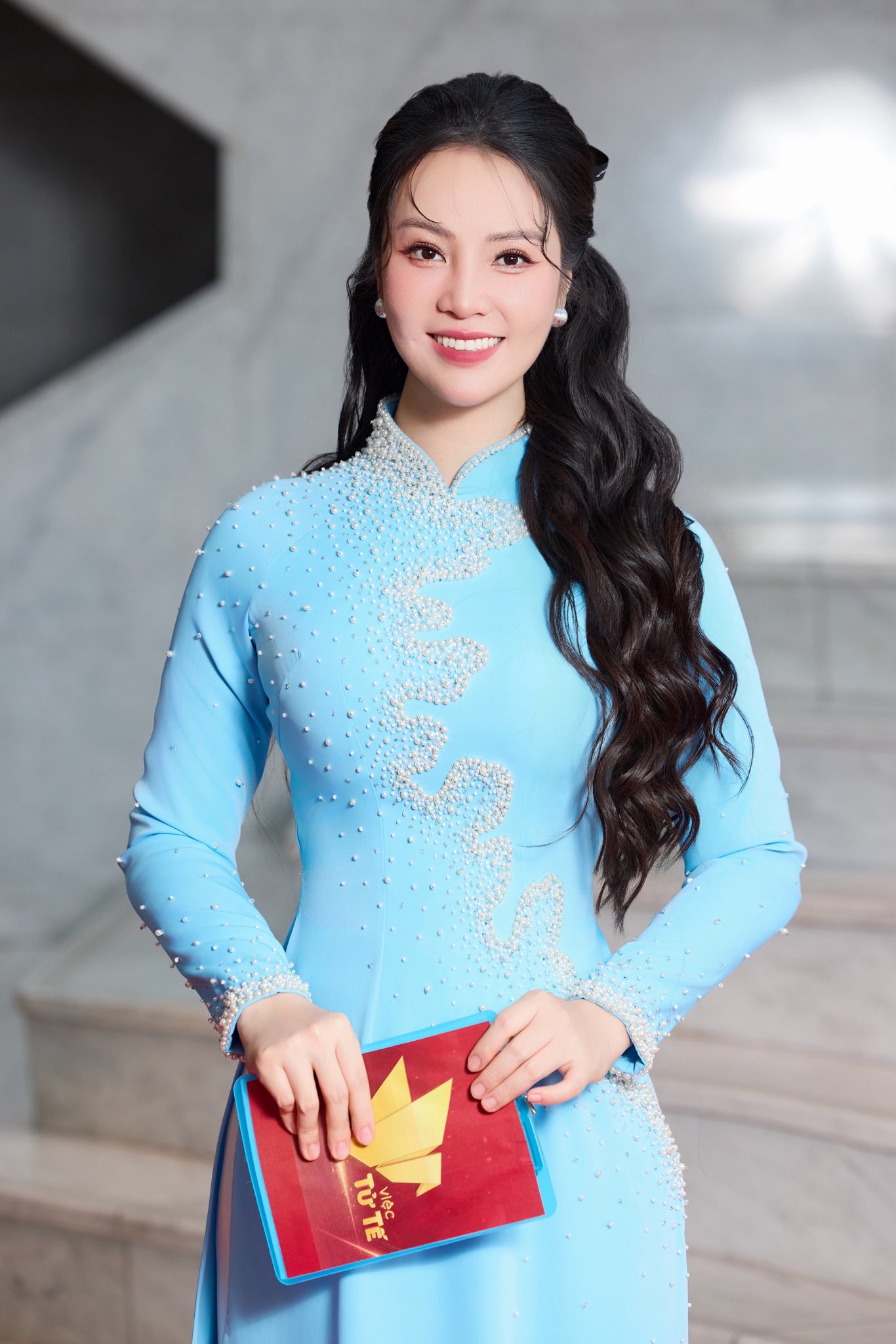 BTV Chuyển động 24h là Á hậu Hoa hậu Việt Nam, theo nghề báo vì đam mê- Ảnh 1. BTV Chuyển động 24h là Á hậu Hoa hậu Việt Nam, theo nghề báo vì đam mê- Ảnh 1.