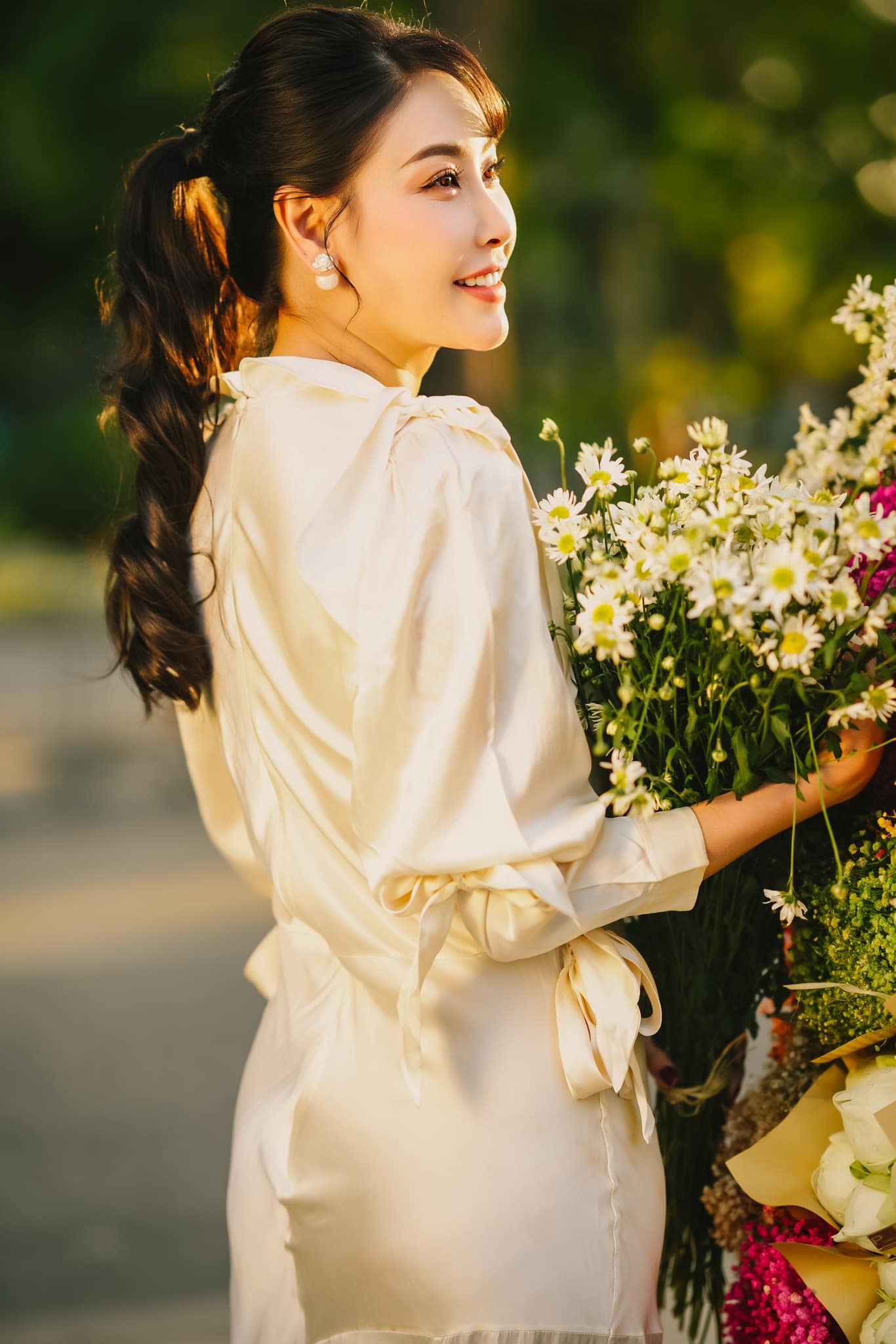 Hà Kiều Anh - hoa hậu trẻ nhất lịch sử Việt Nam, hiện tại ở tuổi U50 nhan sắc vẫn quá 'hack' tuổi- Ảnh 3.