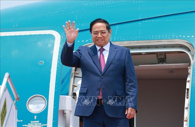 Thủ tướng Phạm Minh Chính tới Thiên Tân bắt đầu dự Diễn đàn Kinh tế thế giới và làm việc tại Trung Quốc- Ảnh 1. Thủ tướng Phạm Minh Chính tới Thiên Tân bắt đầu dự Diễn đàn Kinh tế thế giới và làm việc tại Trung Quốc- Ảnh 1.