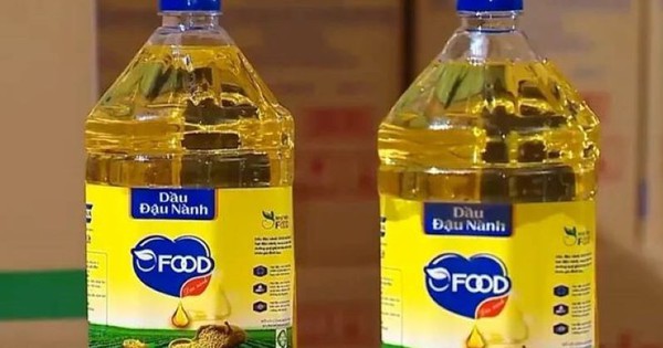 Bộ Công an thông tin mới nhất về vụ án sữa giả Hiup và dầu ăn chăn nuôi dùng cho người- Ảnh 3. Vụ "hô biến" dầu sản xuất thức ăn chăn nuôi thành dầu ăn cho người: Người tiêu dùng cẩn trọng có thật sự được an toàn?