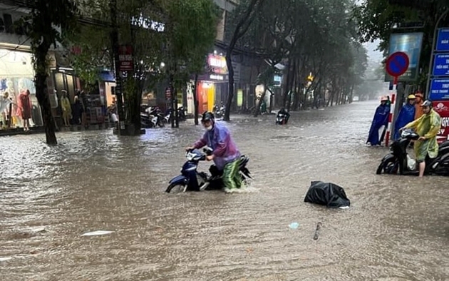 Rãnh mây dông gây mưa lớn cho miền Bắc từ ngày mai