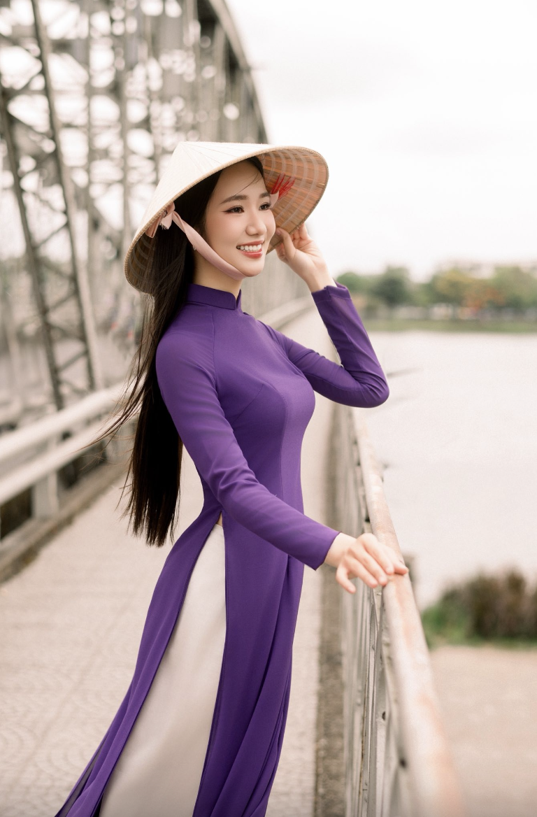 2 nữ sinh xứ Huế trước thềm chung kết Hoa hậu Việt Nam- Ảnh 1. 2 nữ sinh xứ Huế trước thềm chung kết Hoa hậu Việt Nam- Ảnh 1.