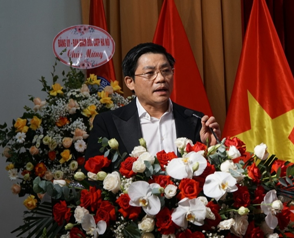 Bệnh viện Phụ sản Trung ương khuyến cáo người bệnh cách không bị thành nạn nhân của 'cò mồi'- Ảnh 1. Bệnh viện Phụ sản Trung ương khuyến cáo người bệnh cách không bị thành nạn nhân của 'cò mồi'- Ảnh 1.
