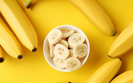 Có nên ăn chuối sau bữa tối để cải thiện giấc ngủ?- Ảnh 2.