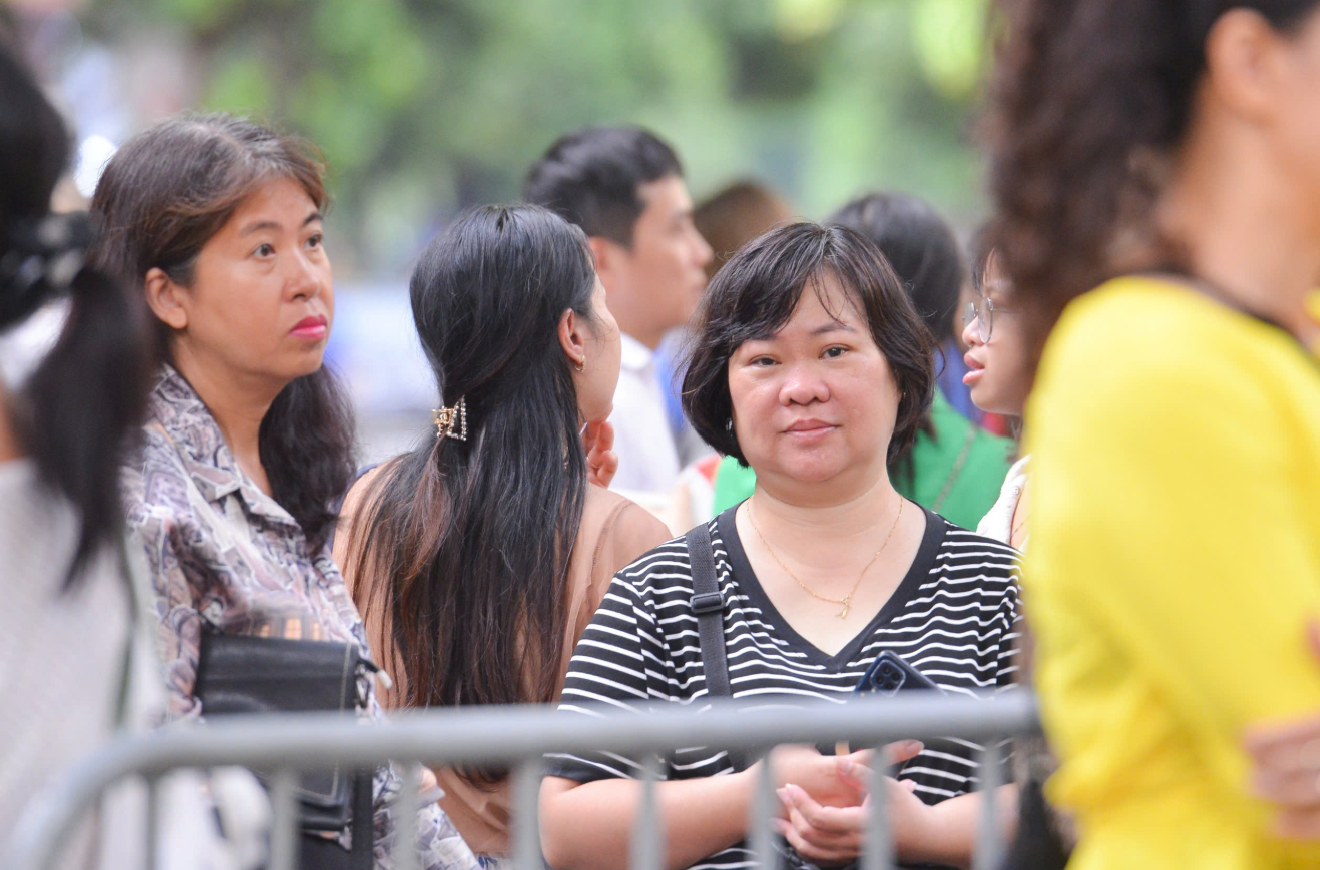 'Liều thuốc' xoa dịu và tiếp lửa sĩ tử thi tốt nghiệp THPT 2025- Ảnh 10. 'Liều thuốc' xoa dịu và tiếp lửa sĩ tử thi tốt nghiệp THPT 2025- Ảnh 10.