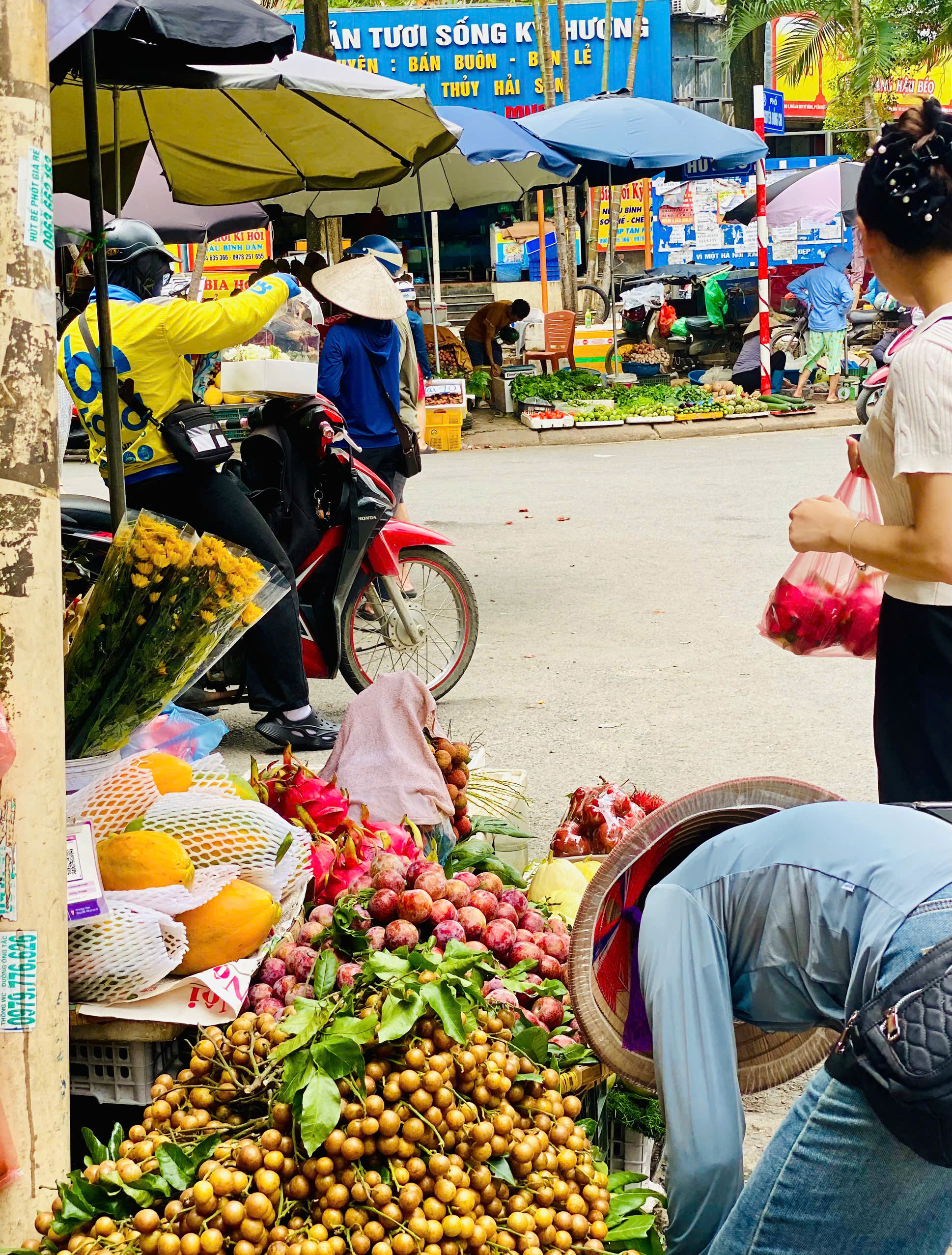 Loại quả ăn vặt dân dã vào mùa, chị em thi nhau săn đón thưởng thức- Ảnh 7. Loại quả ăn vặt dân dã vào mùa, chị em thi nhau săn đón thưởng thức- Ảnh 7.