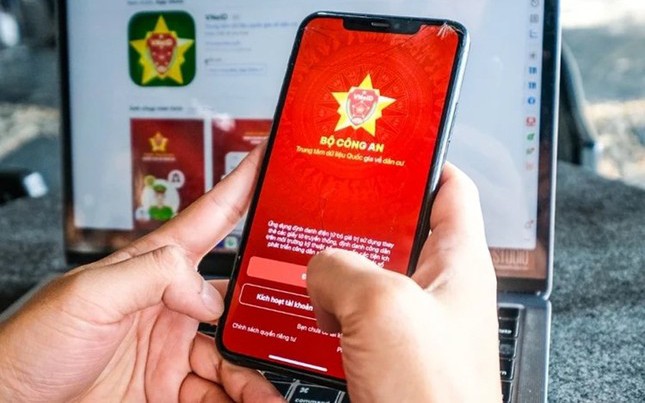 Tạm dừng cấp căn cước, định danh điện tử... trên VNeID từ 27/6