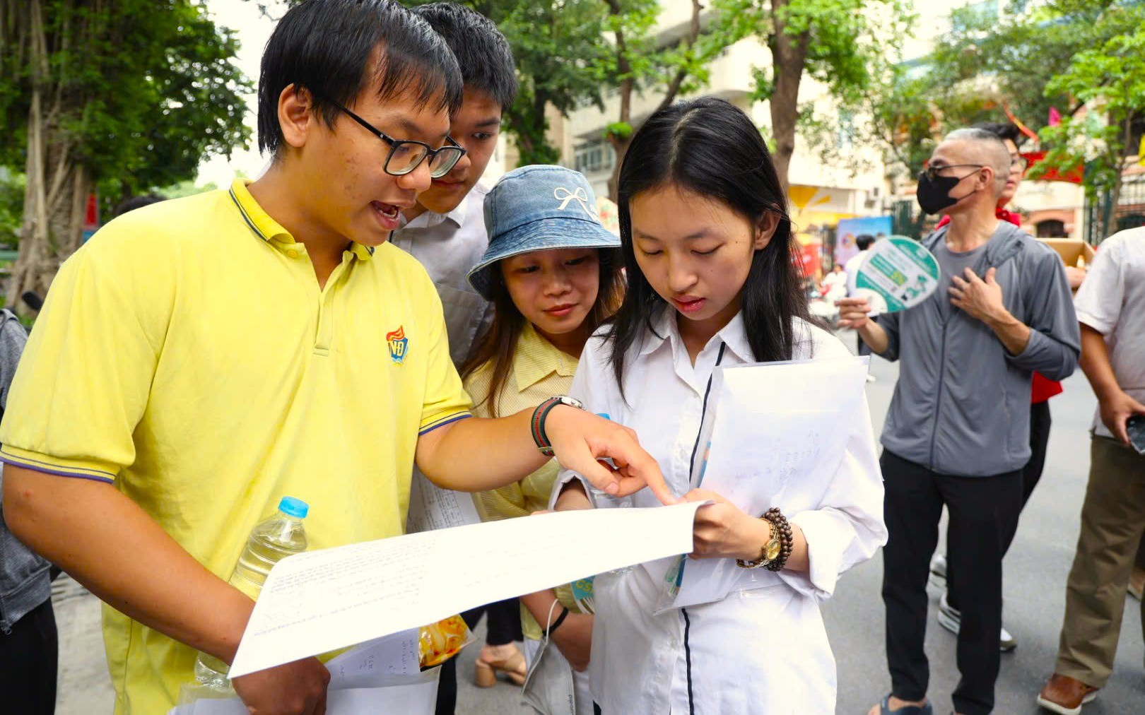 Thí sinh cần làm gì sau khi hoàn thành kỳ thi tốt nghiệp THPT 2025?