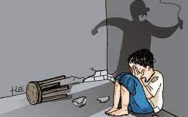 Nữ sinh lớp 7 ở Nghệ An nghi bị bố đánh bầm tím khắp người- Ảnh 3.