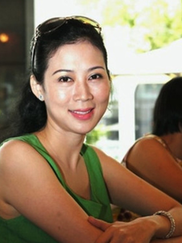 'Đệ nhất mỹ nhân' từng gắn bó một thời với Lý Hùng giờ nhan sắc thay đổi ra sao?- Ảnh 6. 'Đệ nhất mỹ nhân' từng gắn bó một thời với Lý Hùng giờ nhan sắc thay đổi ra sao?- Ảnh 6.