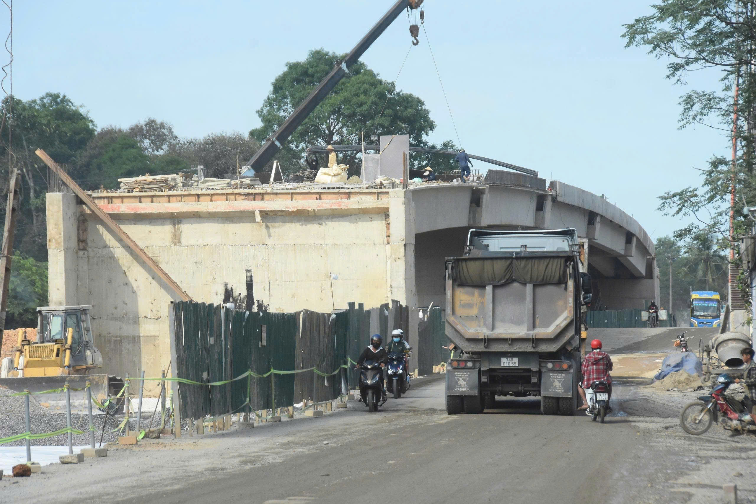 Cao tốc Vạn Ninh - Cam Lộ qua Quảng Trị trước ngày thông xe kỹ thuật- Ảnh 9.