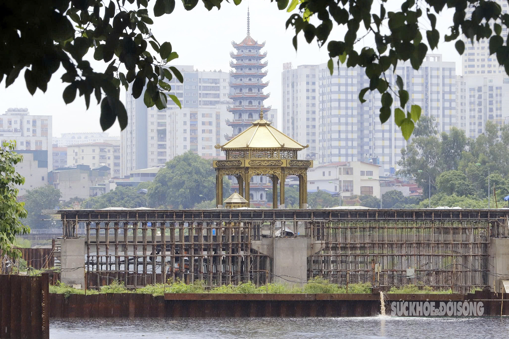 Kiến trúc lạ mắt của đập tràn giữ nước đầu tiên trên sông Tô Lịch- Ảnh 5. Kiến trúc lạ mắt của đập tràn giữ nước đầu tiên trên sông Tô Lịch- Ảnh 5.