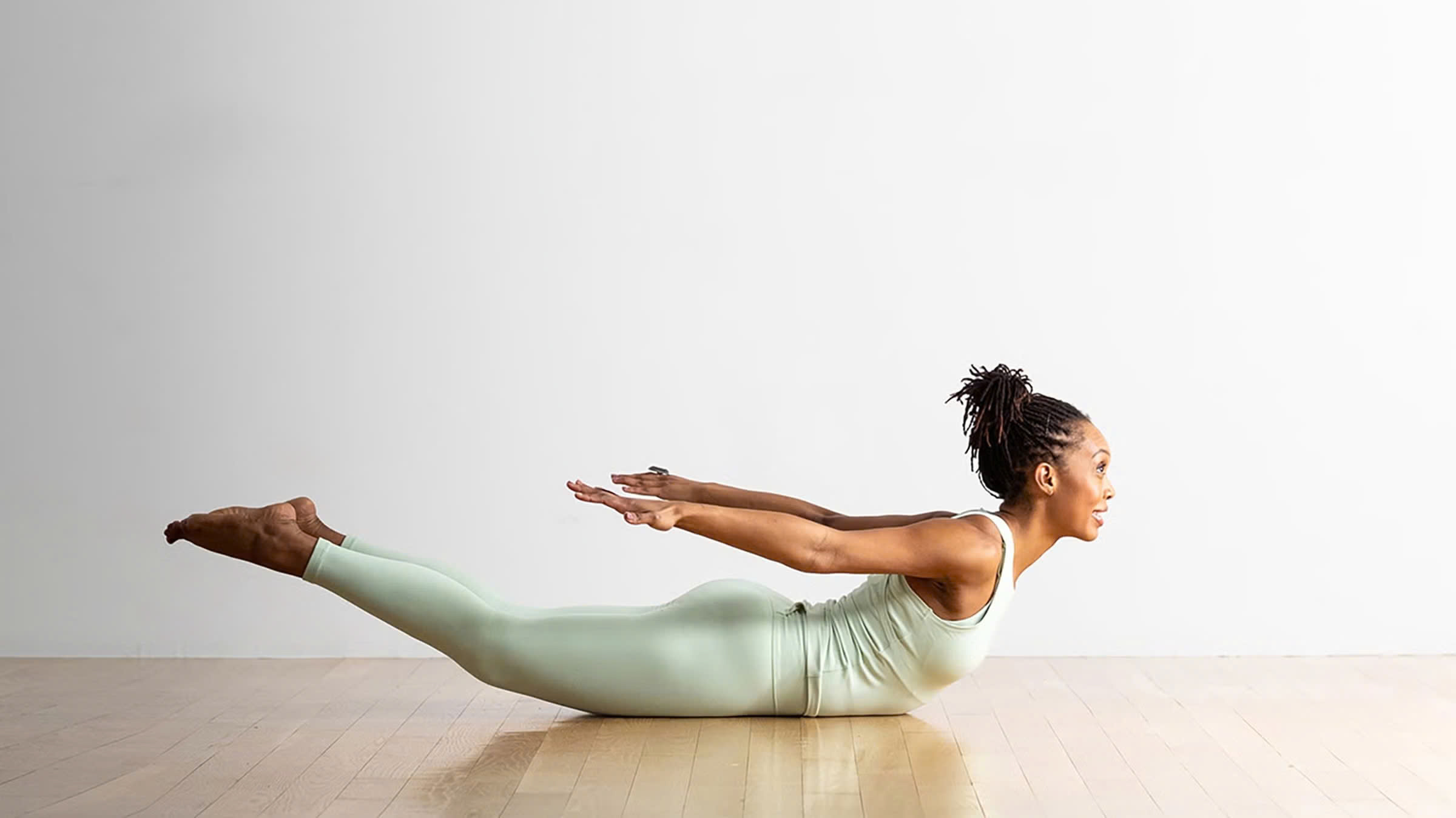 6 tư thế yoga giúp làm săn chắc cơ bụng- Ảnh 5.