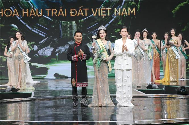 Người đẹp Ngô Thị Trâm Anh đăng quang Hoa hậu Trái đất Việt Nam 2025- Ảnh 4. Người đẹp Ngô Thị Trâm Anh đăng quang Hoa hậu Trái đất Việt Nam 2025- Ảnh 4.