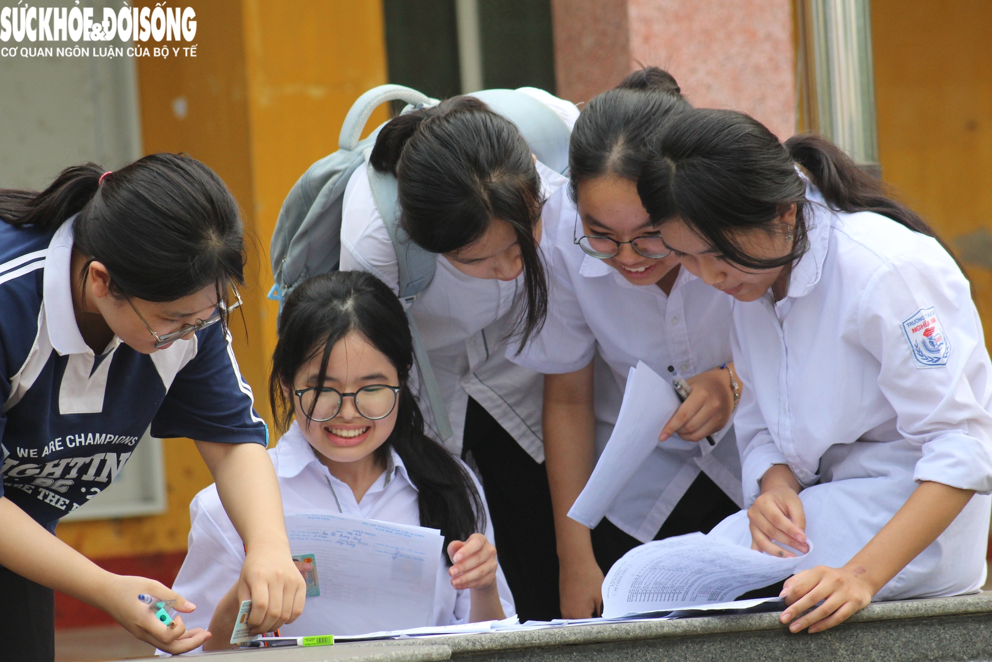 Thi vào lớp 10 THPT tại Hải Dương: Chương trình mới, thí sinh tăng, phụ huynh thấp thỏm- Ảnh 13. Thi vào lớp 10 THPT tại Hải Dương: Chương trình mới, thí sinh tăng, phụ huynh thấp thỏm- Ảnh 13.