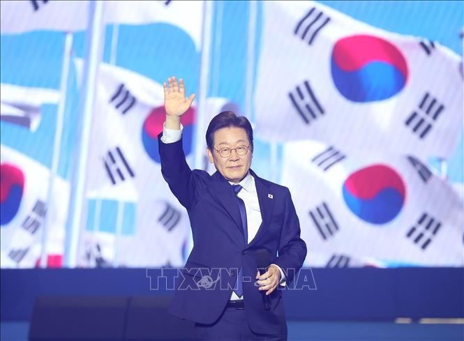 Ông Lee Jae-myung đắc cử Tổng thống Hàn Quốc- Ảnh 1. Ông Lee Jae-myung đắc cử Tổng thống Hàn Quốc- Ảnh 1.
