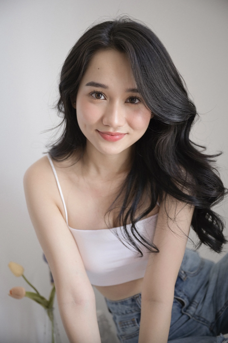 Từ 'mắt biếc' đến 'nàng béo', Trúc Anh thay đổi phong cách thế nào?- Ảnh 2. Từ 'mắt biếc' đến 'nàng béo', Trúc Anh thay đổi phong cách thế nào?- Ảnh 2.