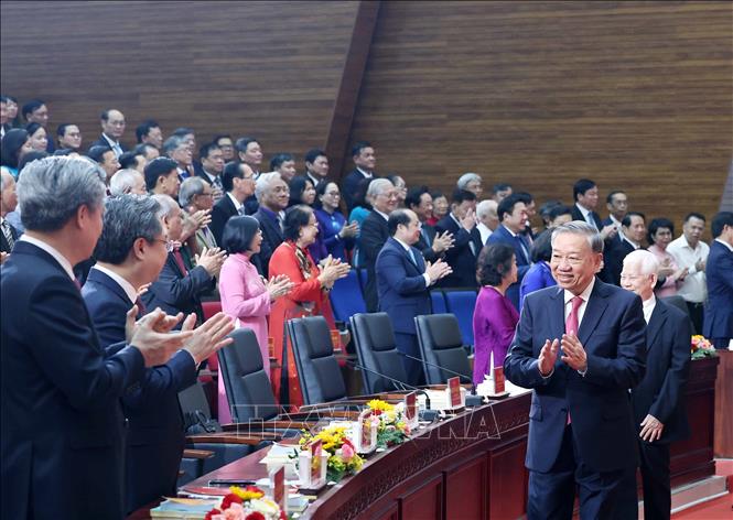 Lãnh đạo Đảng, Nhà nước dự Lễ công bố các nghị quyết, quyết định sáp nhập đơn vị hành chính- Ảnh 2. Lãnh đạo Đảng, Nhà nước dự Lễ công bố các nghị quyết, quyết định sáp nhập đơn vị hành chính- Ảnh 2.
