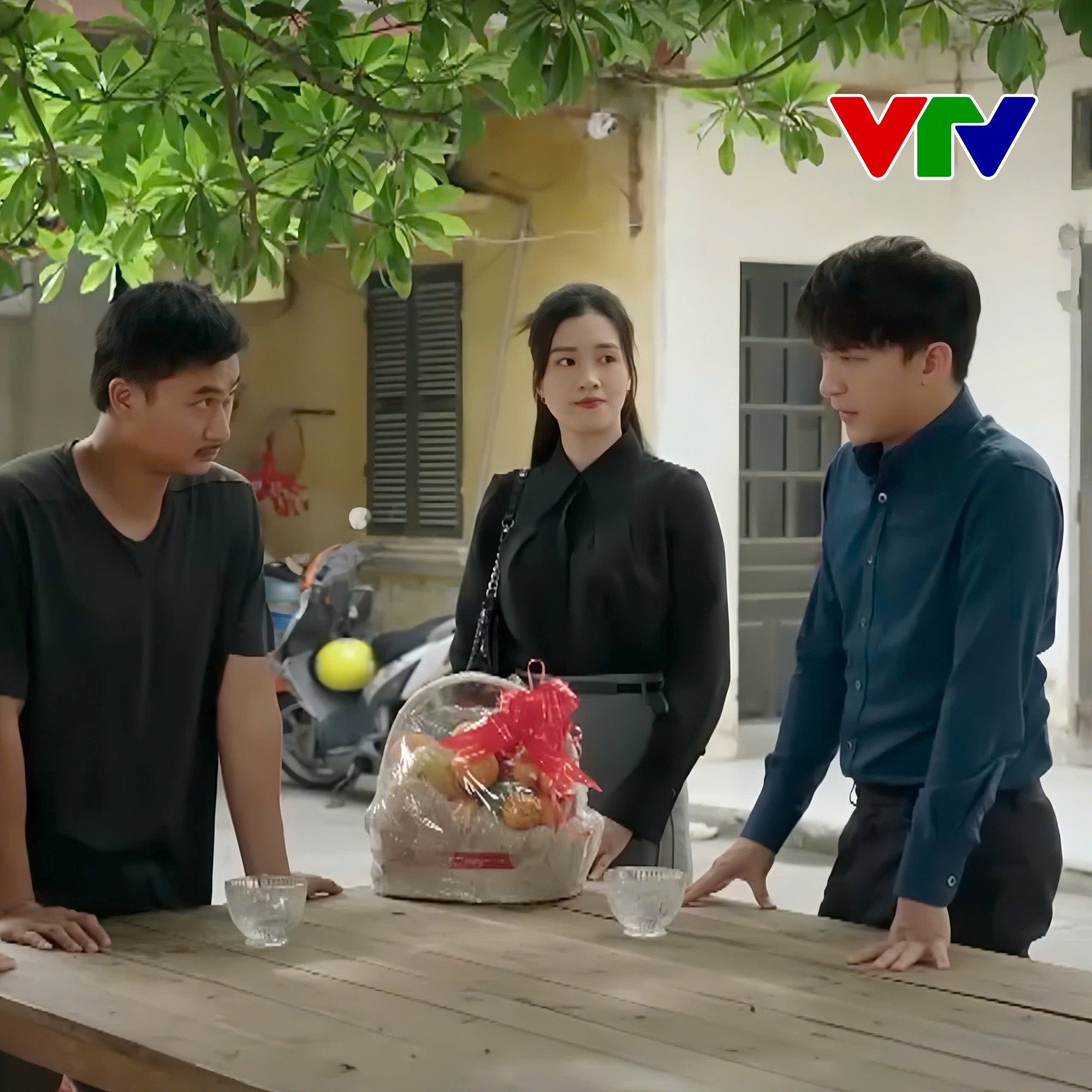 Đời thực bất ngờ của nữ diễn viên đang bị ghét nhất trong 'Dịu dàng màu nắng'- Ảnh 2. Đời thực bất ngờ của nữ diễn viên đang bị ghét nhất trong 'Dịu dàng màu nắng'- Ảnh 2.