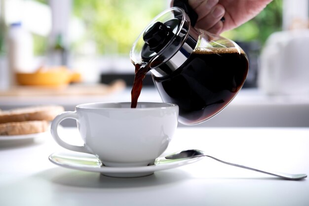 Có nên cho trẻ em uống cà phê không?- Ảnh 1.