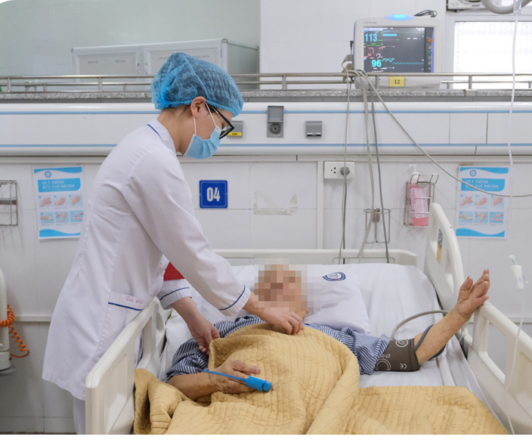 Không đi khám định kỳ, bệnh nhân đái tháo đường nhập viện trong tình trạng hôn mê- Ảnh 1. Không đi khám định kỳ, bệnh nhân đái tháo đường nhập viện trong tình trạng hôn mê- Ảnh 1.