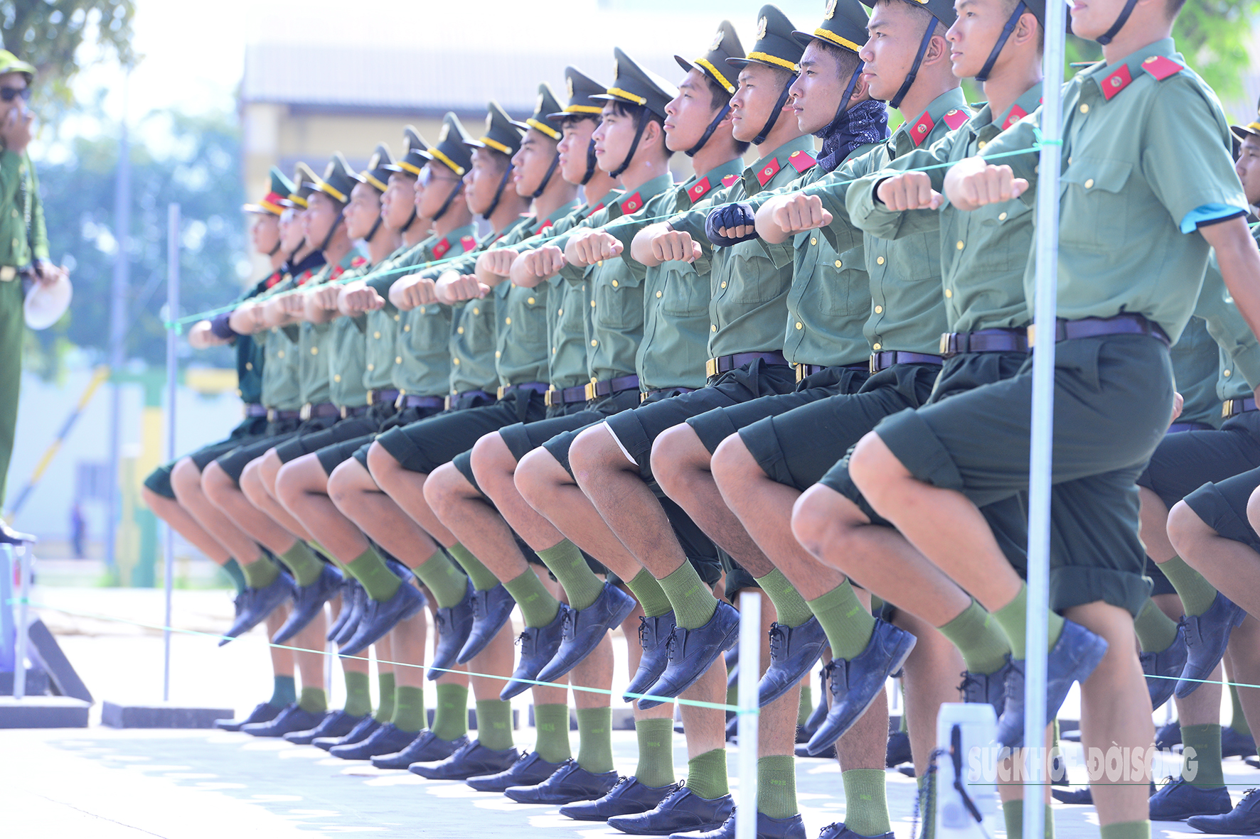 Chiến sĩ Công an miệt mài luyện tập dưới nắng hè chuẩn bị cho Lễ diễu binh, diễu hành dịp 2/9- Ảnh 6. Chiến sĩ Công an miệt mài luyện tập dưới nắng hè chuẩn bị cho Lễ diễu binh, diễu hành dịp 2/9- Ảnh 6.