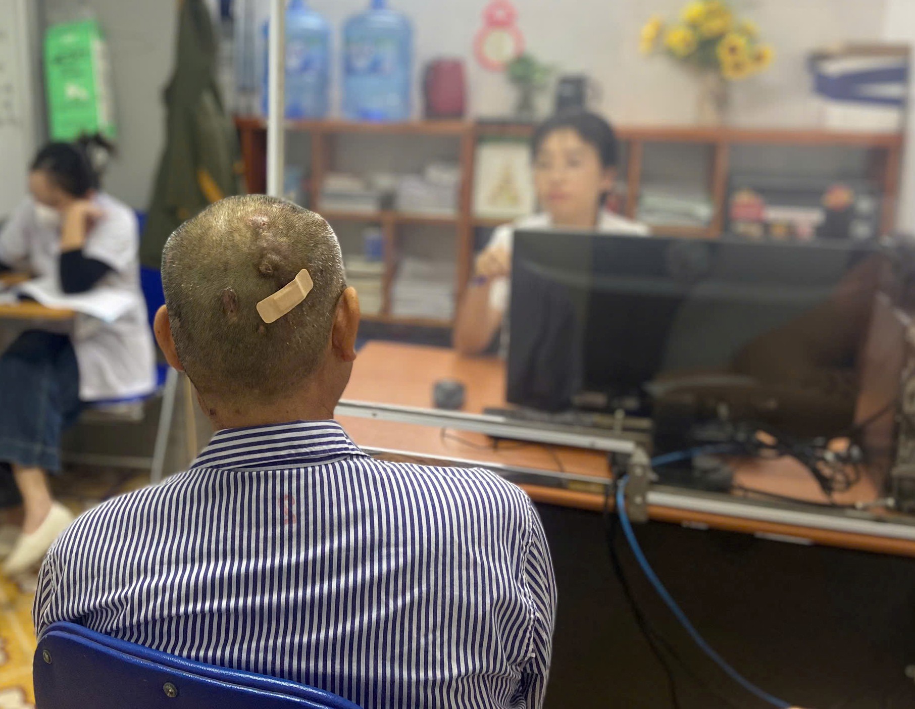 Nhịn ăn gián đoạn, bỏ thuốc điều trị, nam bệnh nhân bị suy thận cấp- Ảnh 1. Nhịn ăn gián đoạn, bỏ thuốc điều trị, nam bệnh nhân bị suy thận cấp- Ảnh 1.