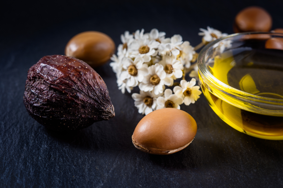 Cách sử dụng dầu argan dưỡng tóc- Ảnh 1.