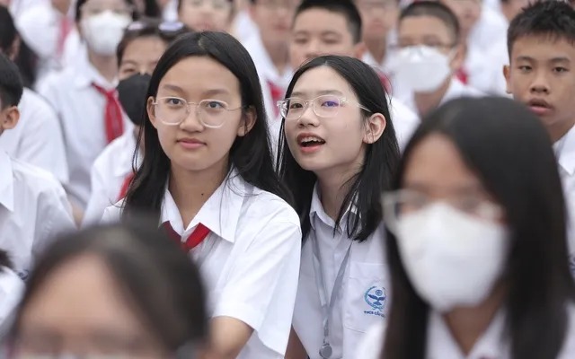 Thủ tướng: Bảo đảm mọi điều kiện để tổ chức dạy học 2 buổi/ngày- Ảnh 1. Thủ tướng: Bảo đảm mọi điều kiện để tổ chức dạy học 2 buổi/ngày- Ảnh 1.