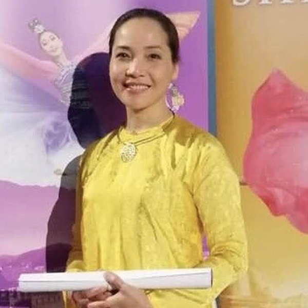 Nữ NSƯT Hà thành từng đóng 'Truyện cổ tích tuổi 17' ở thập niên 90 giờ có nhan sắc ra sao?- Ảnh 2. Nữ NSƯT Hà thành từng đóng 'Truyện cổ tích tuổi 17' ở thập niên 90 giờ có nhan sắc ra sao?- Ảnh 2.