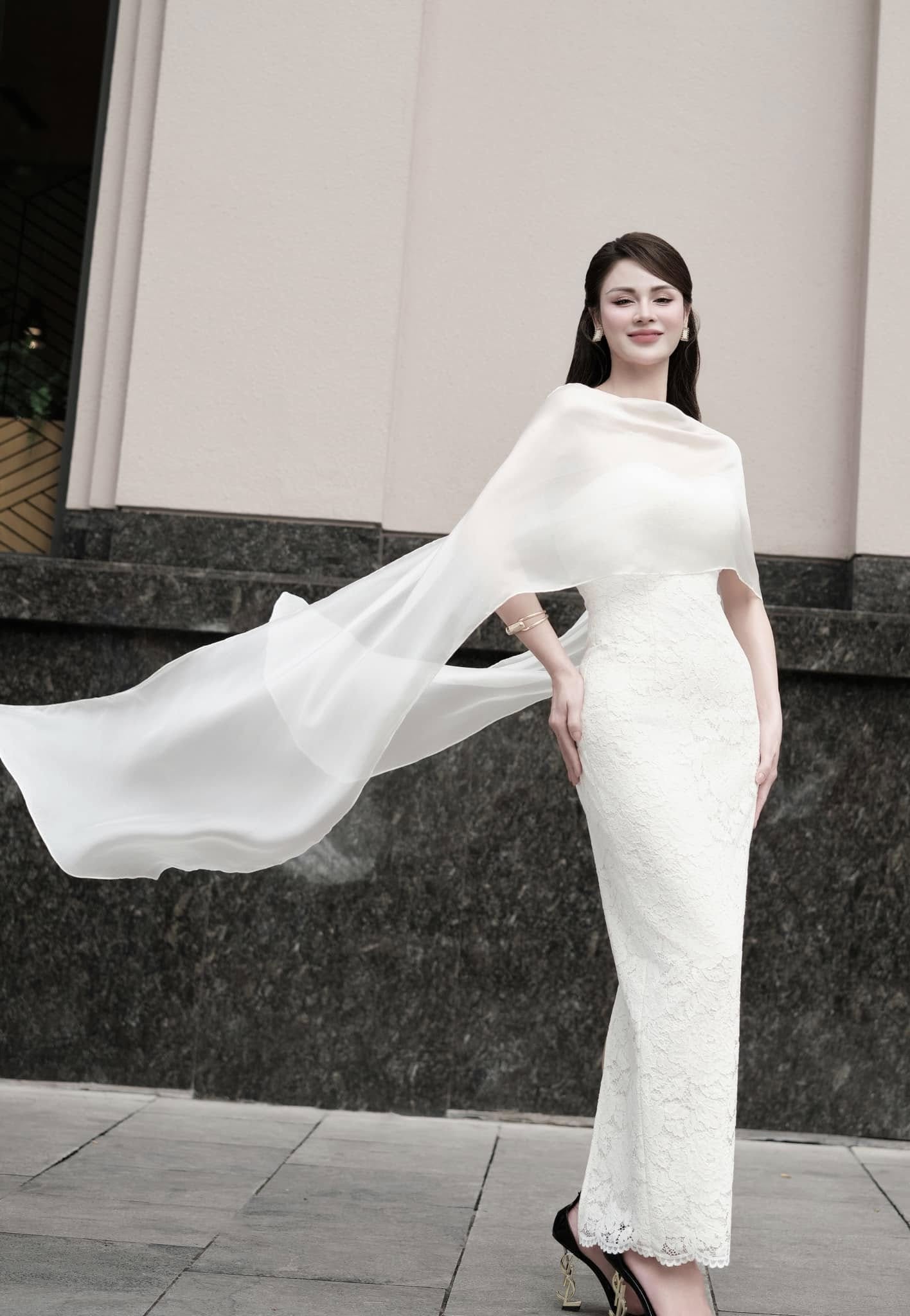 Điều bất ngờ về nữ diễn viên quê Tuyên Quang đang gây tranh cãi trong phim 'Dịu dàng màu nắng'- Ảnh 5. Điều bất ngờ về nữ diễn viên quê Tuyên Quang đang gây tranh cãi trong phim 'Dịu dàng màu nắng'- Ảnh 5.