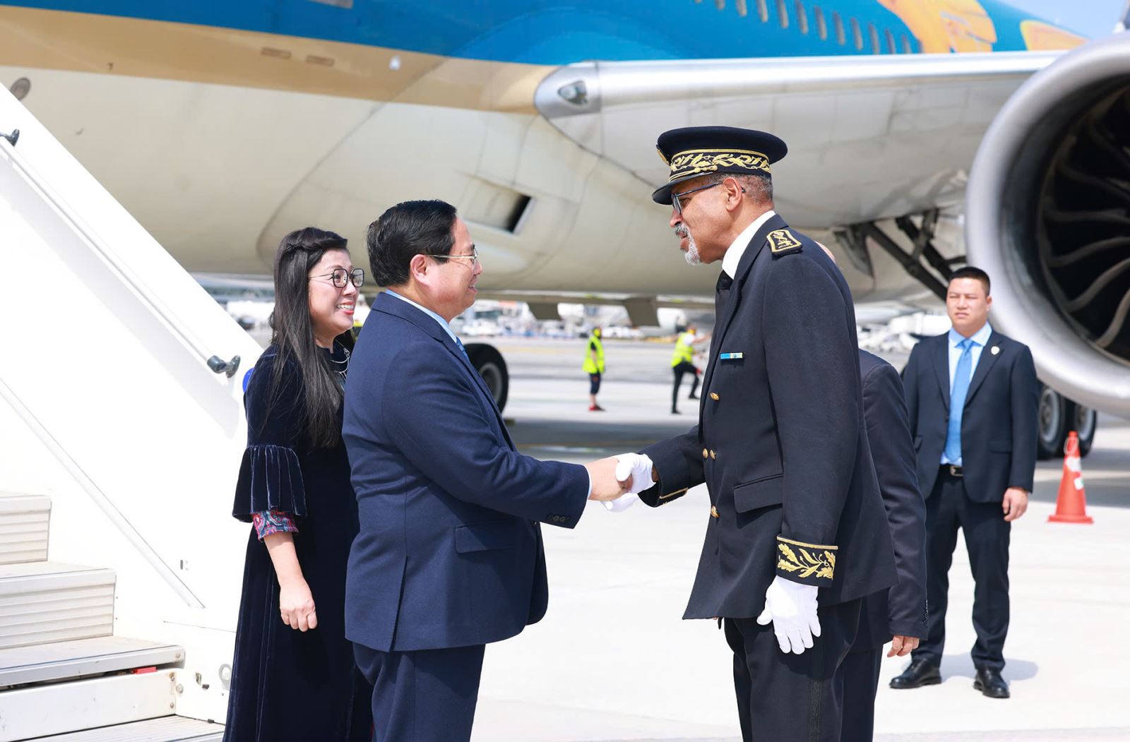 Thủ tướng Phạm Minh Chính tới Nice, bắt đầu chuyến công tác tại Cộng hoà Pháp- Ảnh 2. Thủ tướng Phạm Minh Chính tới Nice, bắt đầu chuyến công tác tại Cộng hoà Pháp- Ảnh 2.