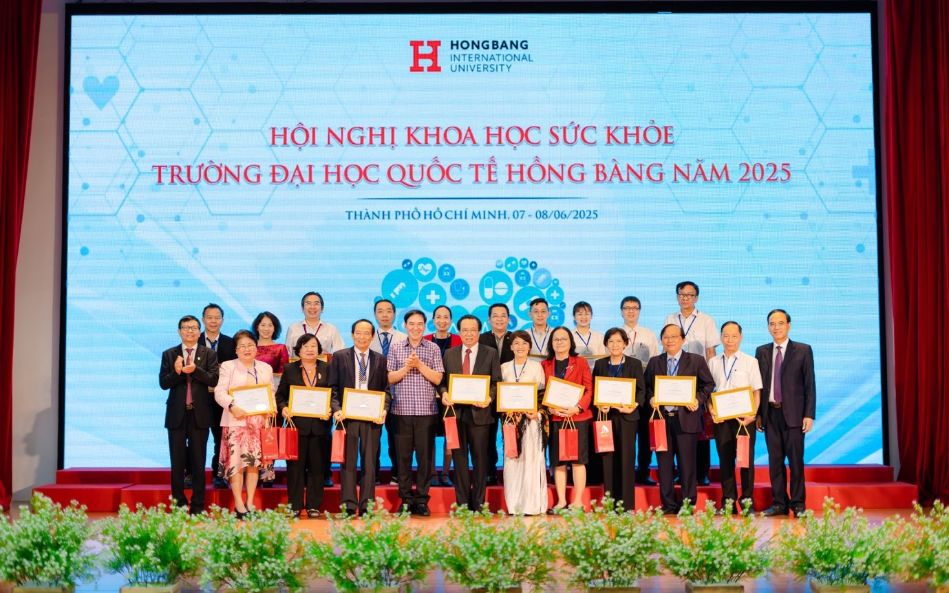 AI, hiến tạng và đào tạo thực chiến nổi bật tại Hội nghị khoa học Sức khỏe HIU 2025
