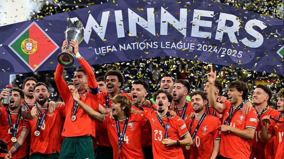 Vượt qua Tây Ban Nha trên chấm luân lưu, Bồ Đào Nha vô địch UEFA Nations League 2024 - 2025- Ảnh 1. Vượt qua Tây Ban Nha trên chấm luân lưu, Bồ Đào Nha vô địch UEFA Nations League 2024 - 2025- Ảnh 1.