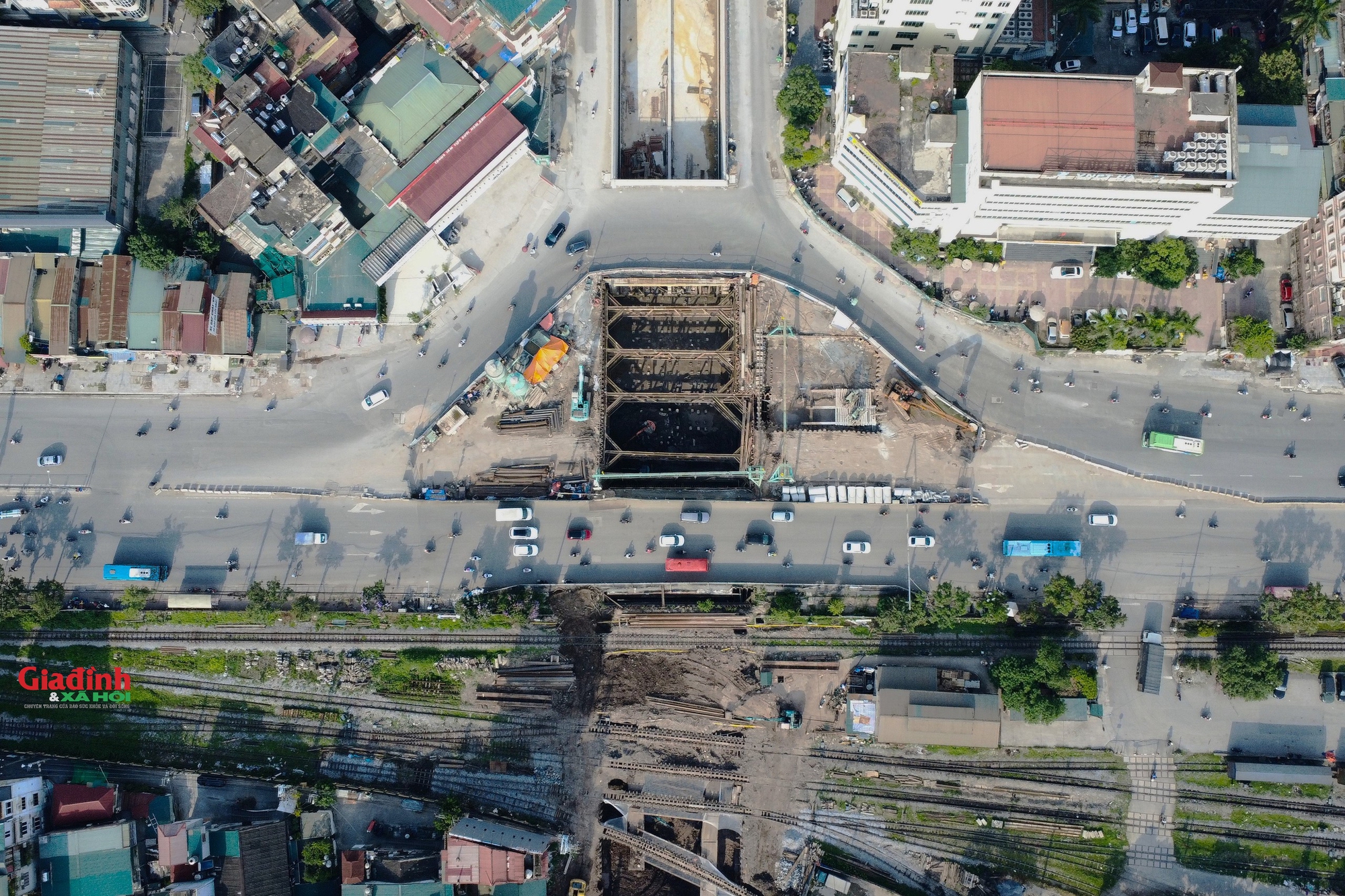 Hiện trạng hầm chui gần 800 tỷ đồng ở Hà Nội dự kiến thông xe trong năm 2025- Ảnh 2. Hiện trạng hầm chui gần 800 tỷ đồng ở Hà Nội dự kiến thông xe trong năm 2025- Ảnh 2.