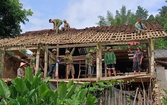 Thủ tướng: Tập trung hoàn thành xóa nhà tạm, nhà dột nát trên cả nước trước 31/8