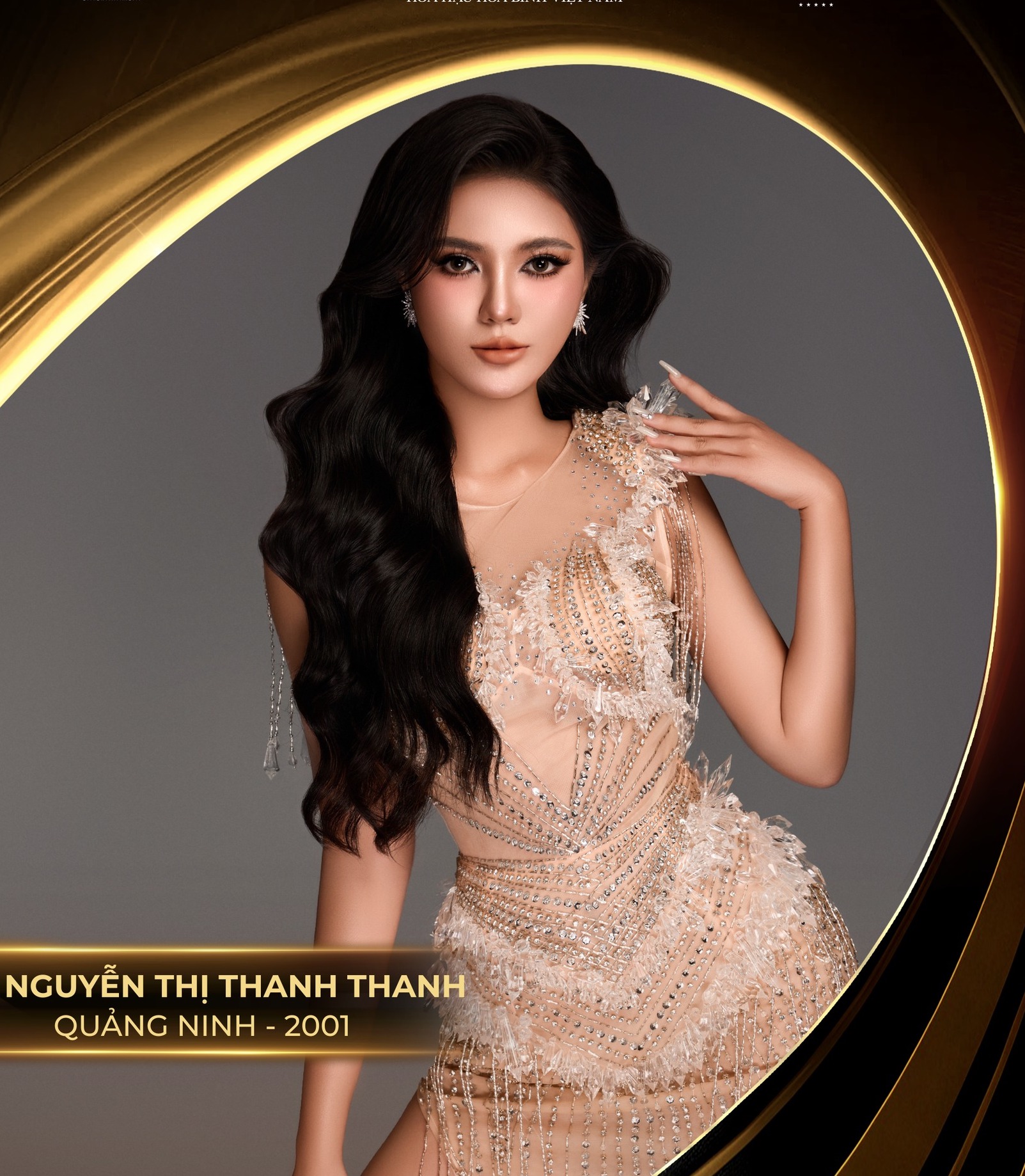 Người đẹp quê Quảng Ninh bất ngờ rủ con gái NSND Trần Nhượng thi Miss Grand Vietnam 2025- Ảnh 1. Người đẹp quê Quảng Ninh bất ngờ rủ con gái NSND Trần Nhượng thi Miss Grand Vietnam 2025- Ảnh 1.