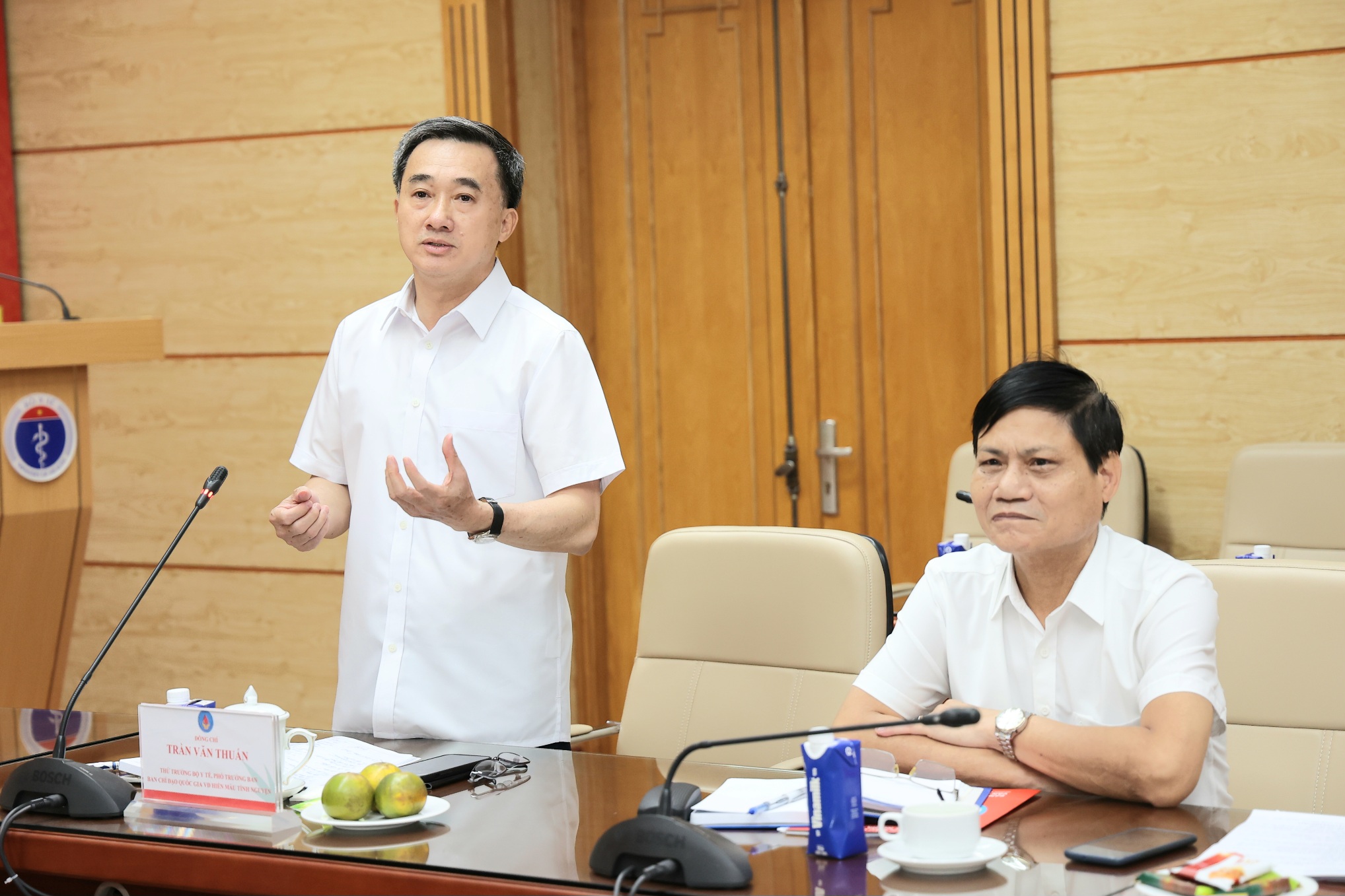 Bộ trưởng Bộ Y tế: Cần chung tay thực hiện hiến máu tình nguyện để bảo đảm máu cho điều trị và cấp cứu- Ảnh 4.