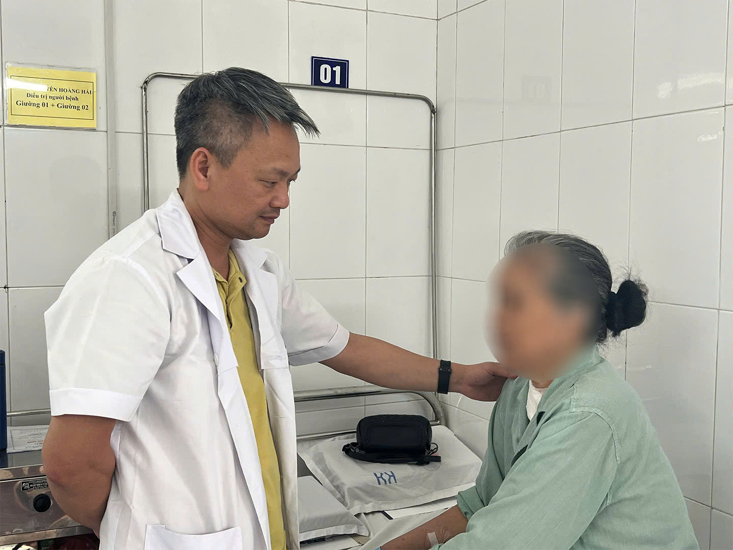 Cắt khối u hiếm gặp, cứu bệnh nhân suy tim độ III, phải ngủ ngồi- Ảnh 3. Cắt khối u hiếm gặp, cứu bệnh nhân suy tim độ III, phải ngủ ngồi- Ảnh 3.