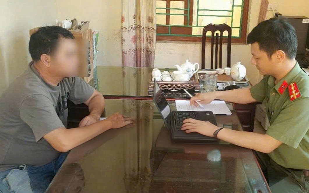 Đăng tải thông tin sai sự thật, hai người đàn ông bị xử phạt